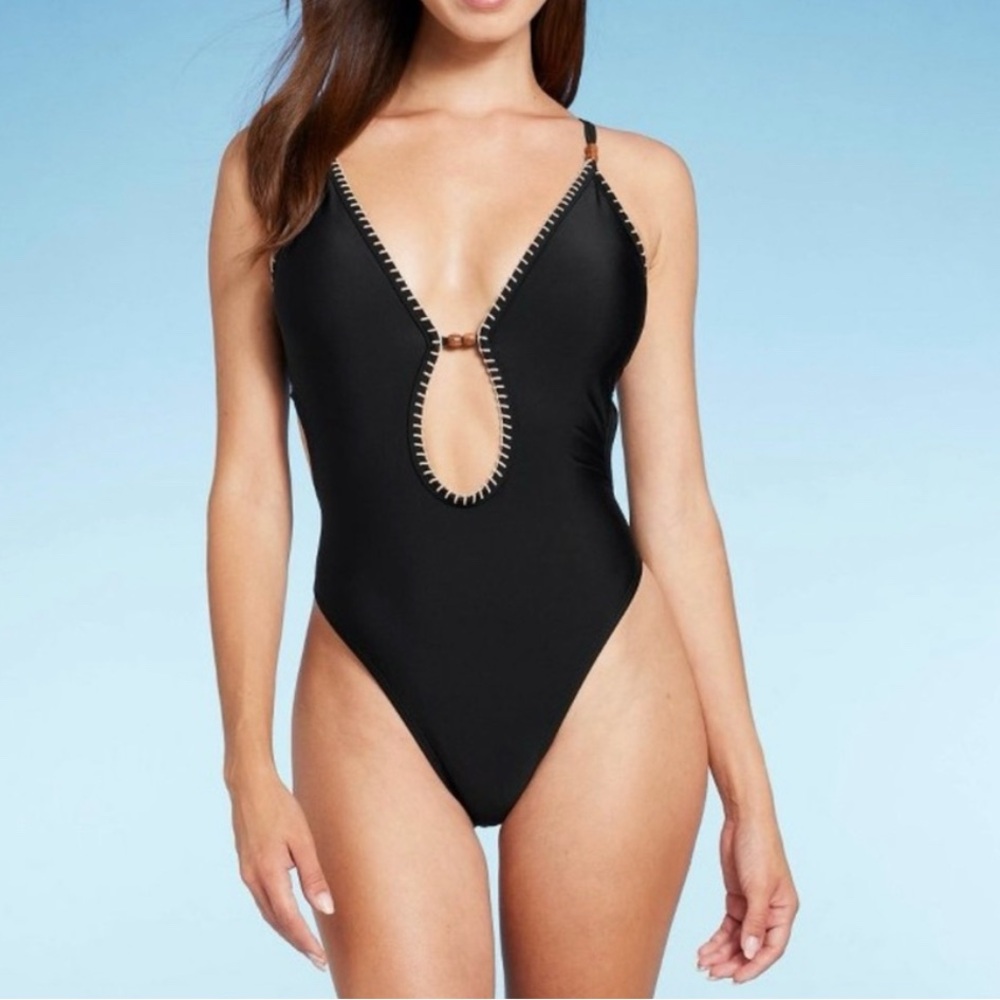 NWT Shade & Shore Swimsuit One-Piece